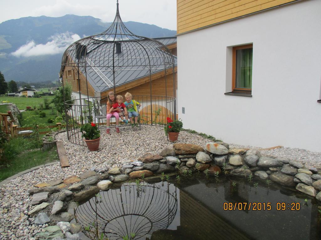 Penthousewohnung Mit Garten Sauna Pool Maishofen Phòng bức ảnh
